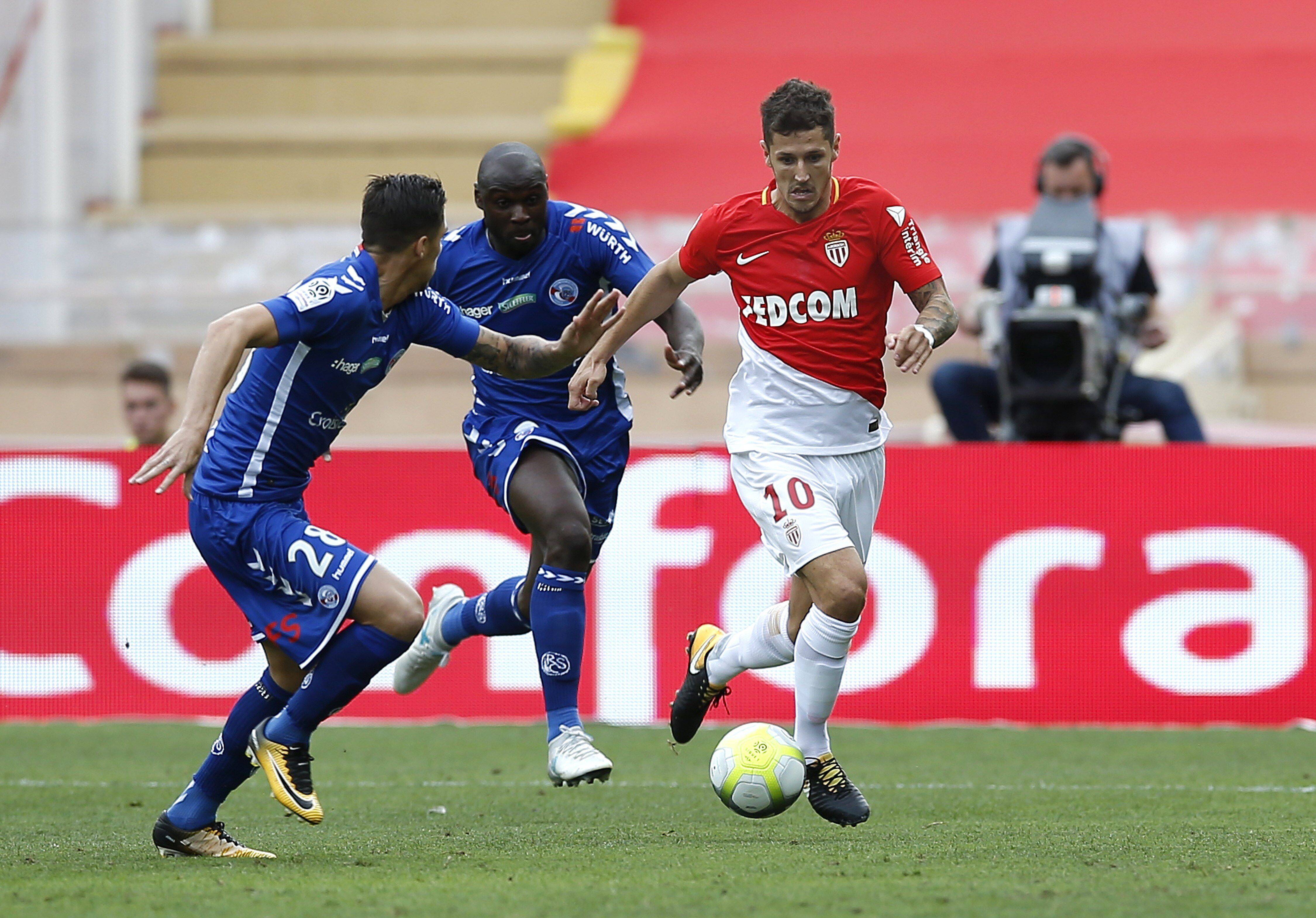 关于梅西奔袭马竞,巴黎豪取客场胜利的信息 关于梅西奔袭马竞,巴黎豪取客场胜利的信息