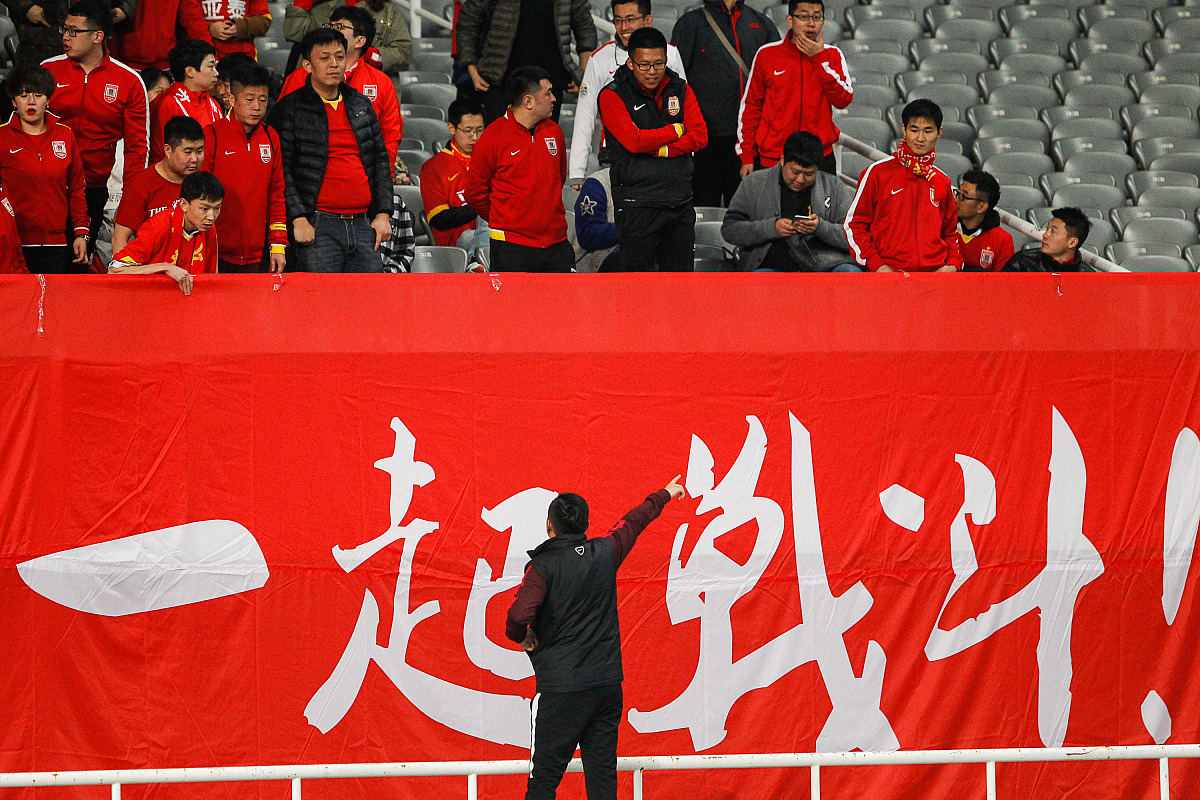 持续高位防守助球队守住胜利 持续高位防守助球队守住胜利