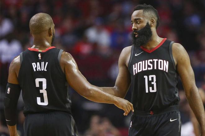 火箭队再战湖人队，哈登连续三场三双