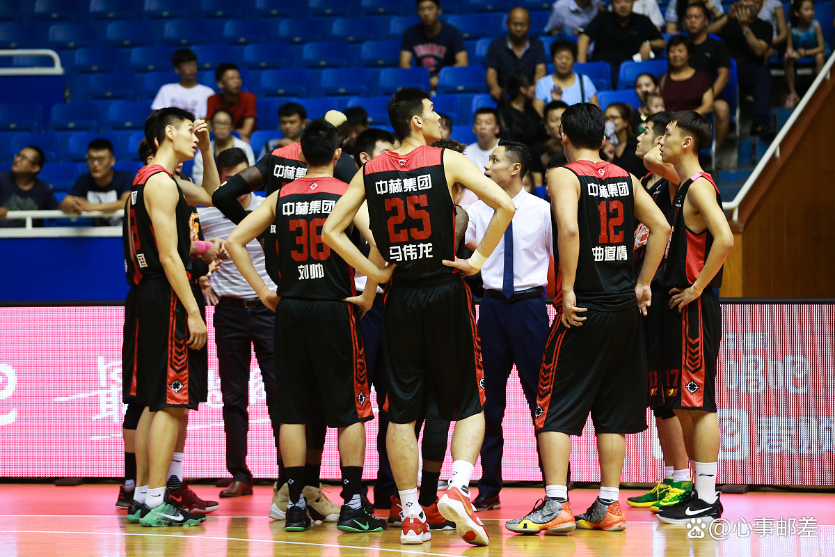 开云体育官方网站-四川队横扫新疆男篮，实现历史性胜利的简单介绍