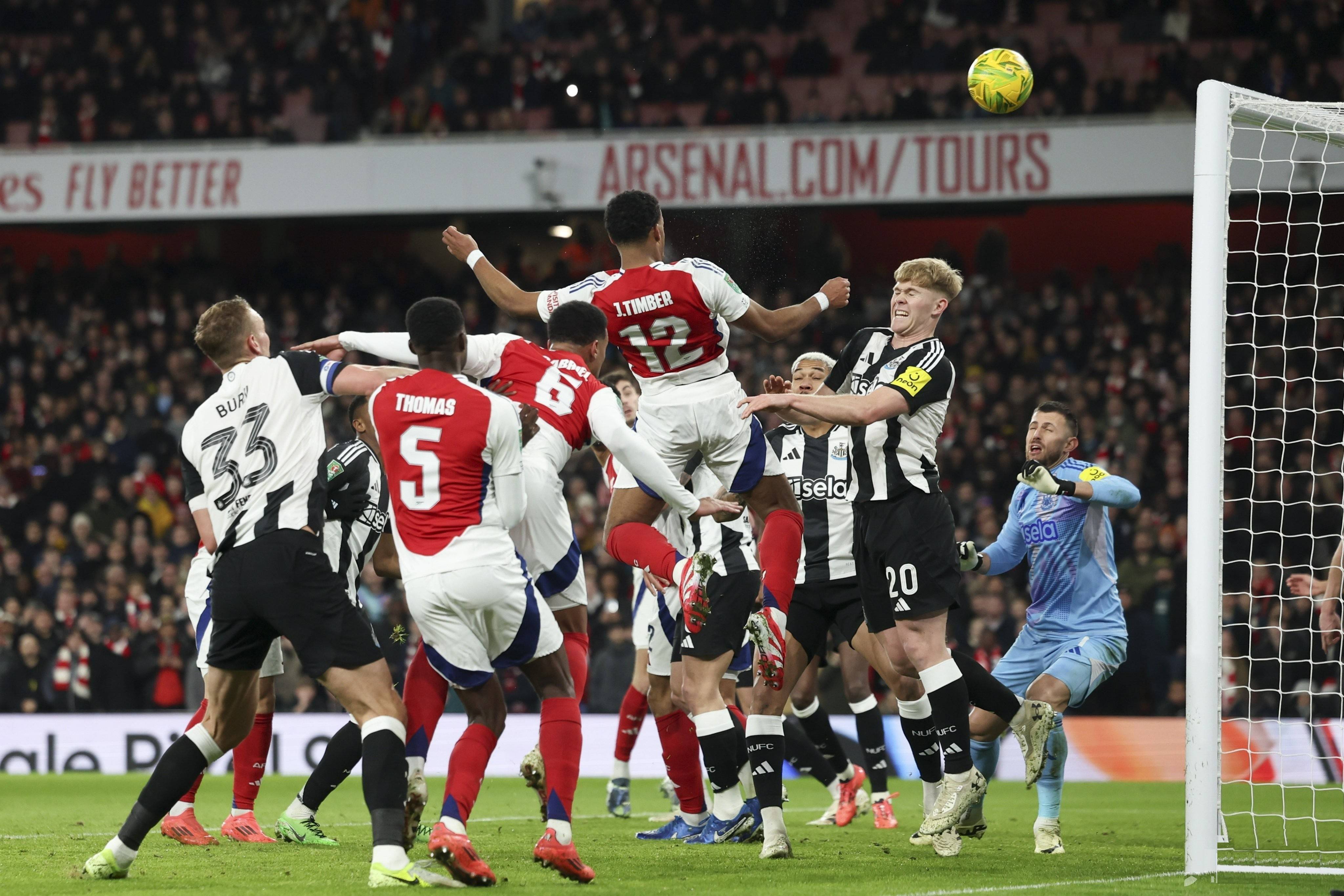 包含阿森纳老将发威，球队实现连胜的词条