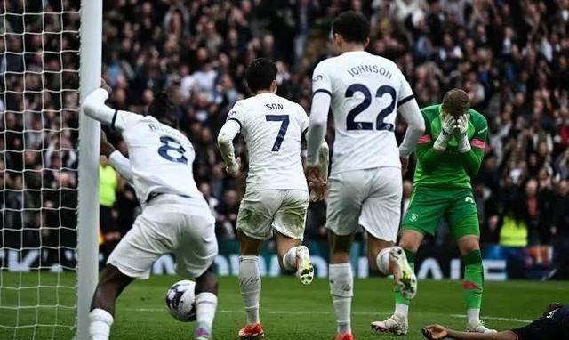 关于热刺逆袭逼平对手,比赛进入胶着局面的信息 关于热刺逆袭逼平对手,比赛进入胶着局面的信息