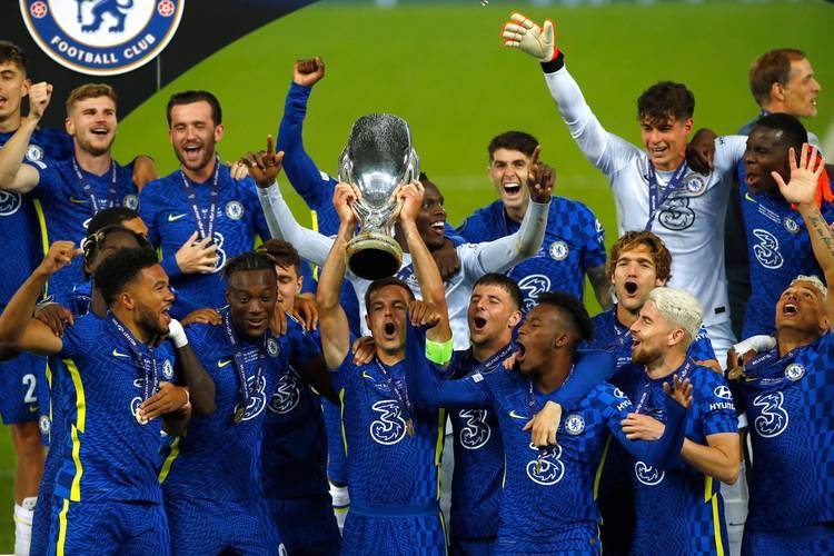 关于切尔西连续败绩让人气铁，主教练绝望宣布放弃的信息