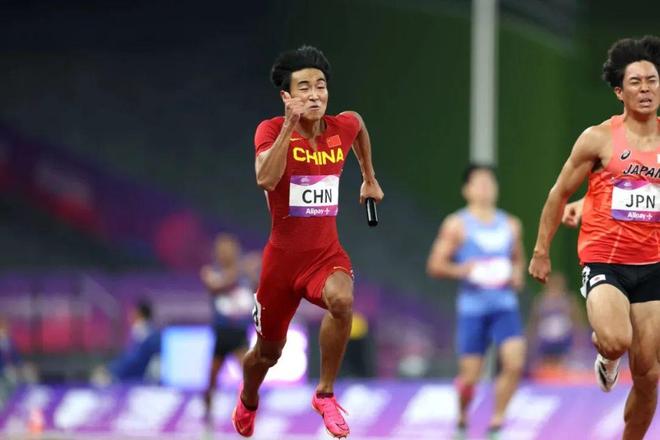 开云体育在线-亚洲球队凭借强大实力，夺得奥运冠军