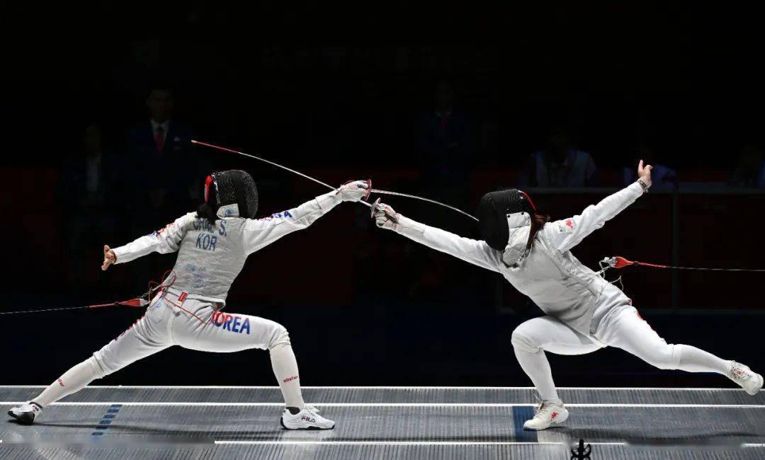 关于匈牙利击剑女将勇夺团体赛金牌！的信息