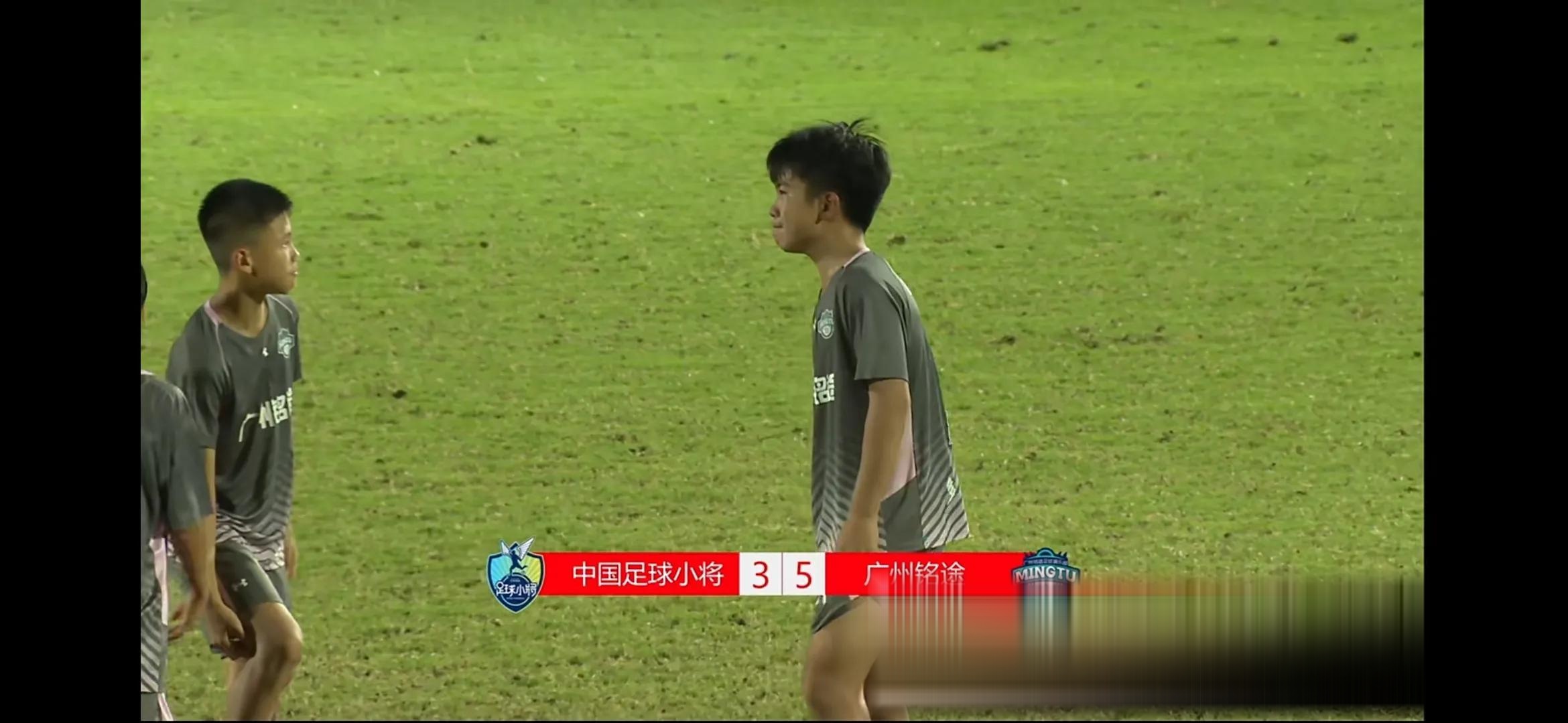 开云体育登录-国内足球锦标联赛决战场面惊心动魄