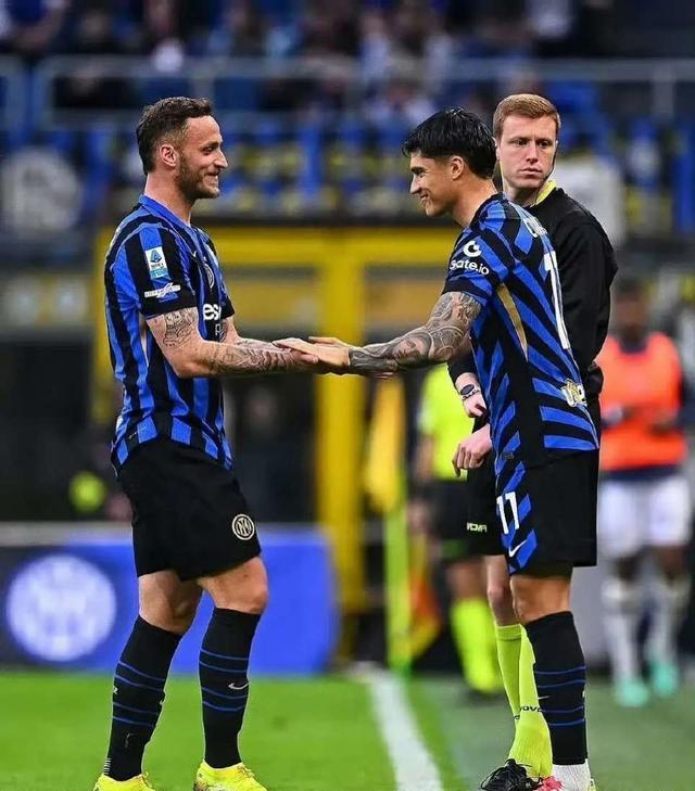 开云体育app-包含西班牙队在关键时刻逆转胜利，领先积分榜的词条