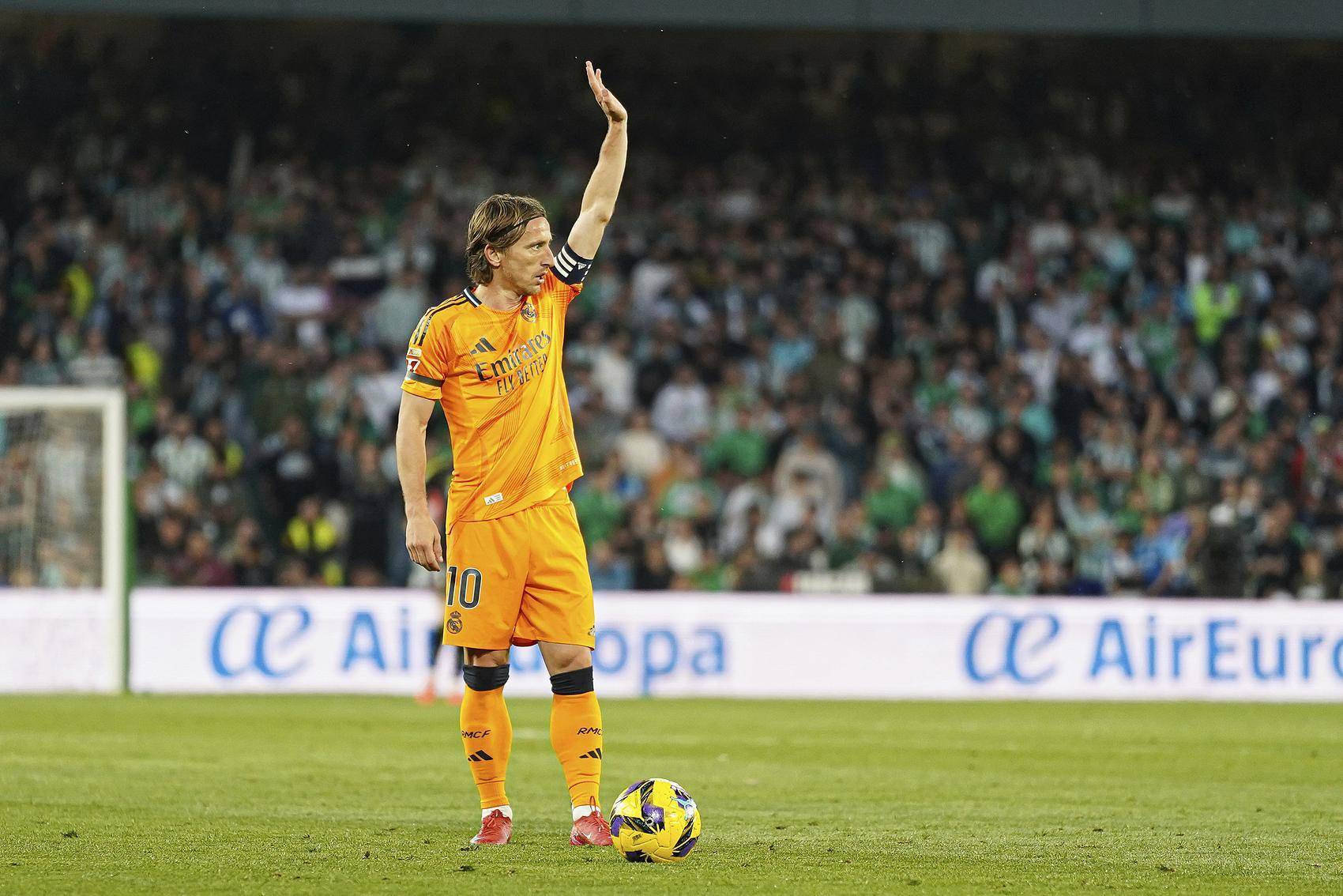 贝蒂斯客场遭遇失利，难求一胜的简单介绍