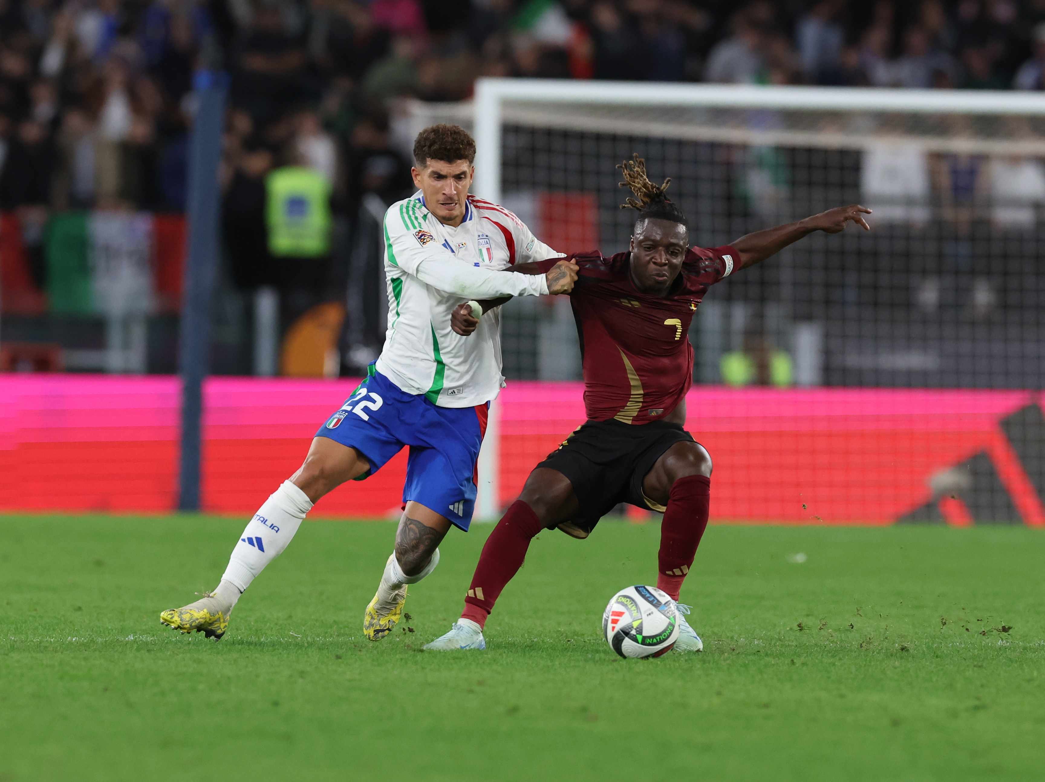 意大利成功擒下比利时,晋级下一轮 意大利成功擒下比利时,晋级下一轮