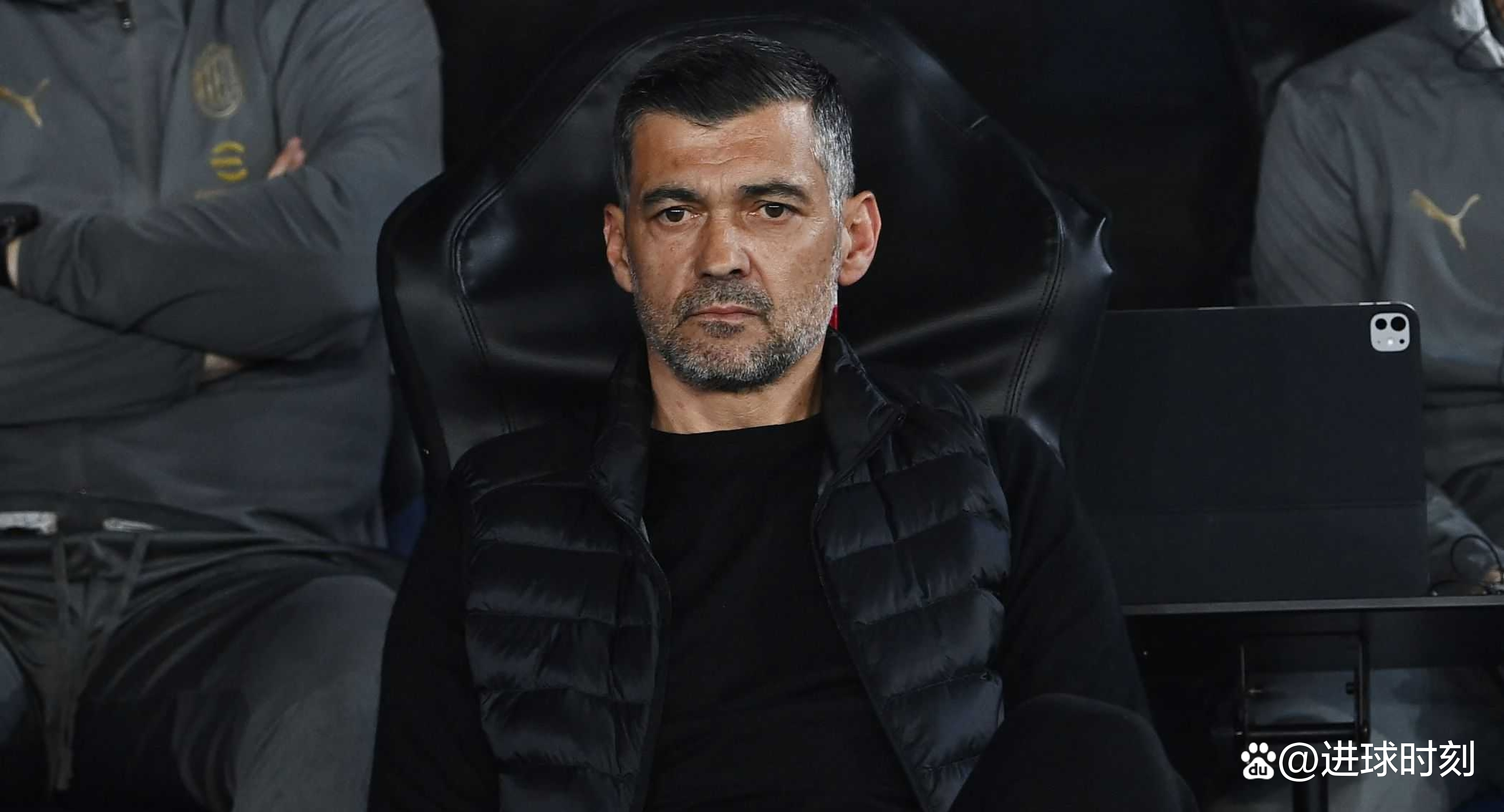 博洛尼亚中锋状态神勇,连续破门成为焦点的简单介绍 博洛尼亚中锋状态神勇,连续破门成为焦点的简单介绍