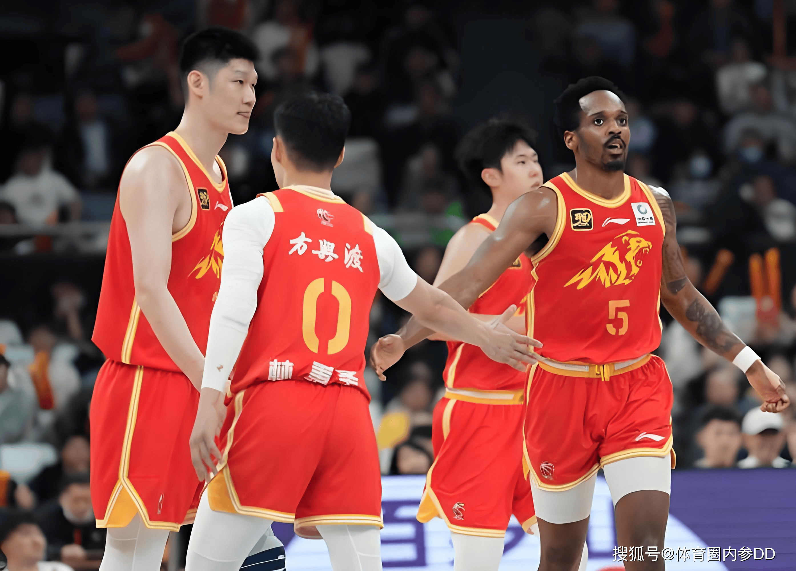 包含华南男篮意外输给东北队，遭遇主场失利的词条