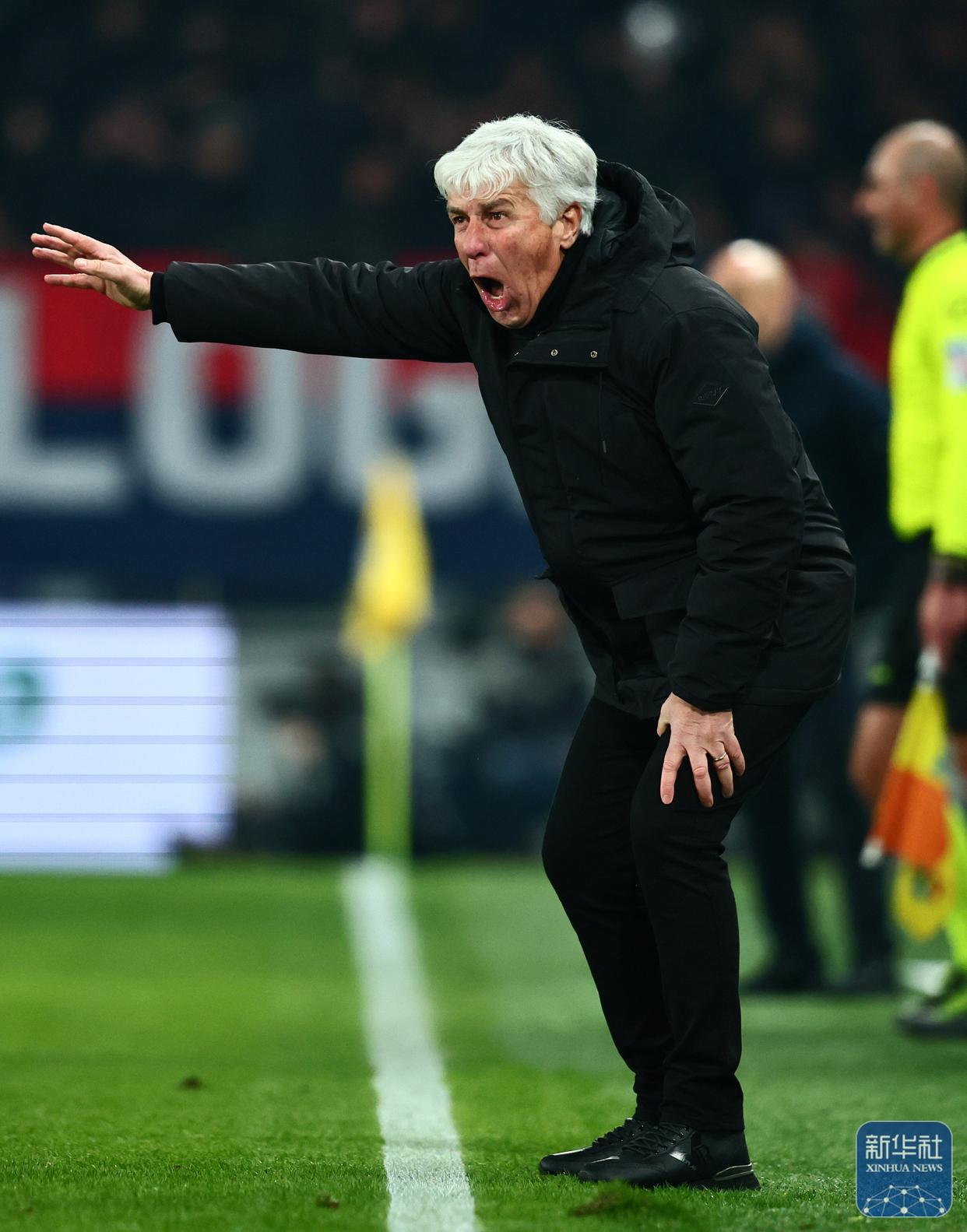 博洛尼亚主场扳平,保住一分 博洛尼亚主场扳平,保住一分