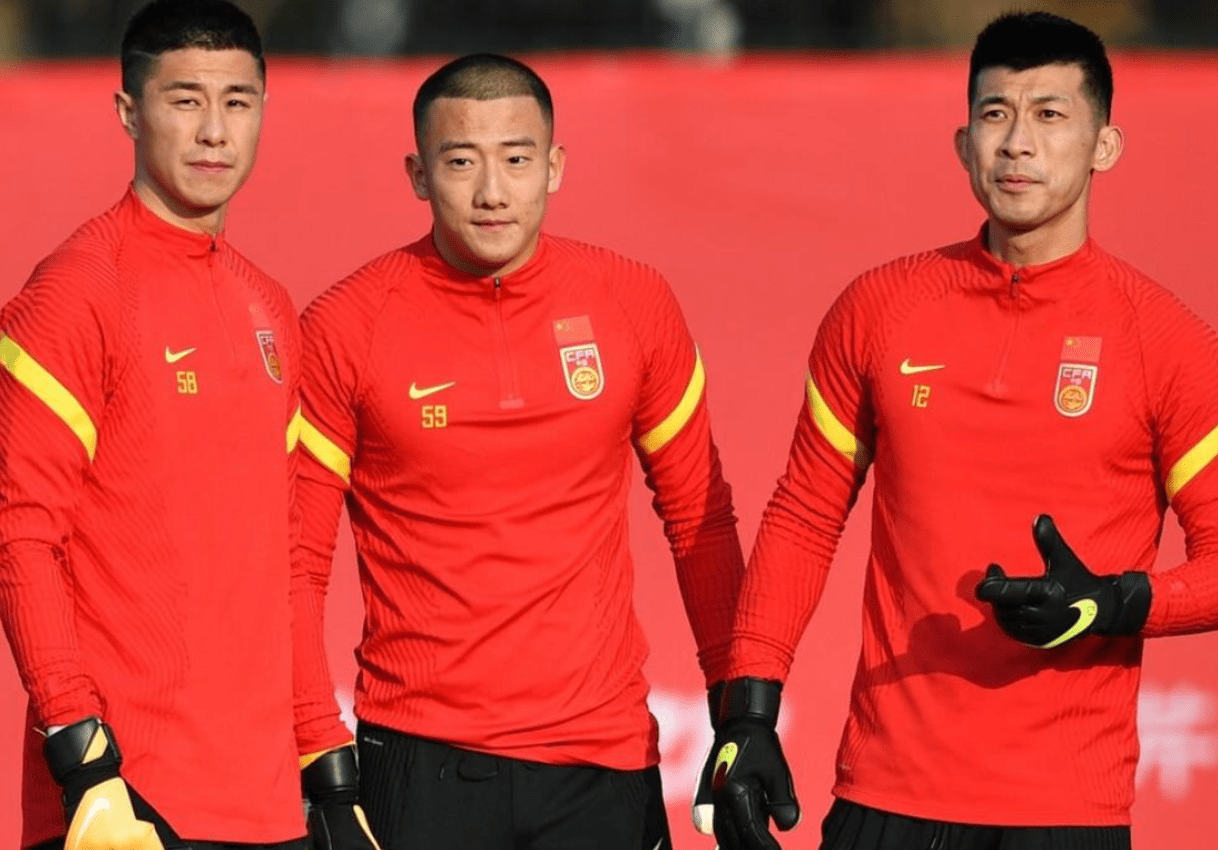 包含马尔默VS格拉纳达首发阵容斗志昂扬的词条