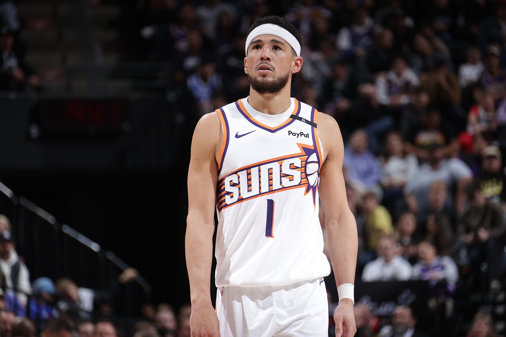 -包含太阳主场力克骑士，布克独得分杀入胜利的词条