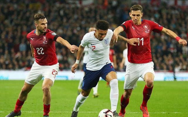 开云体育官方网站-葡萄牙客场逆转塞尔维亚，携手晋级欧锦赛！