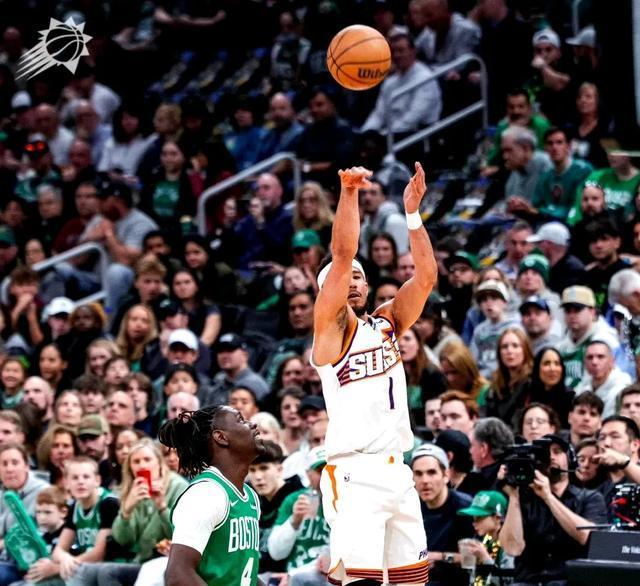 火箭大胜黄蜂,保持不败纪录 火箭大胜黄蜂,保持不败纪录