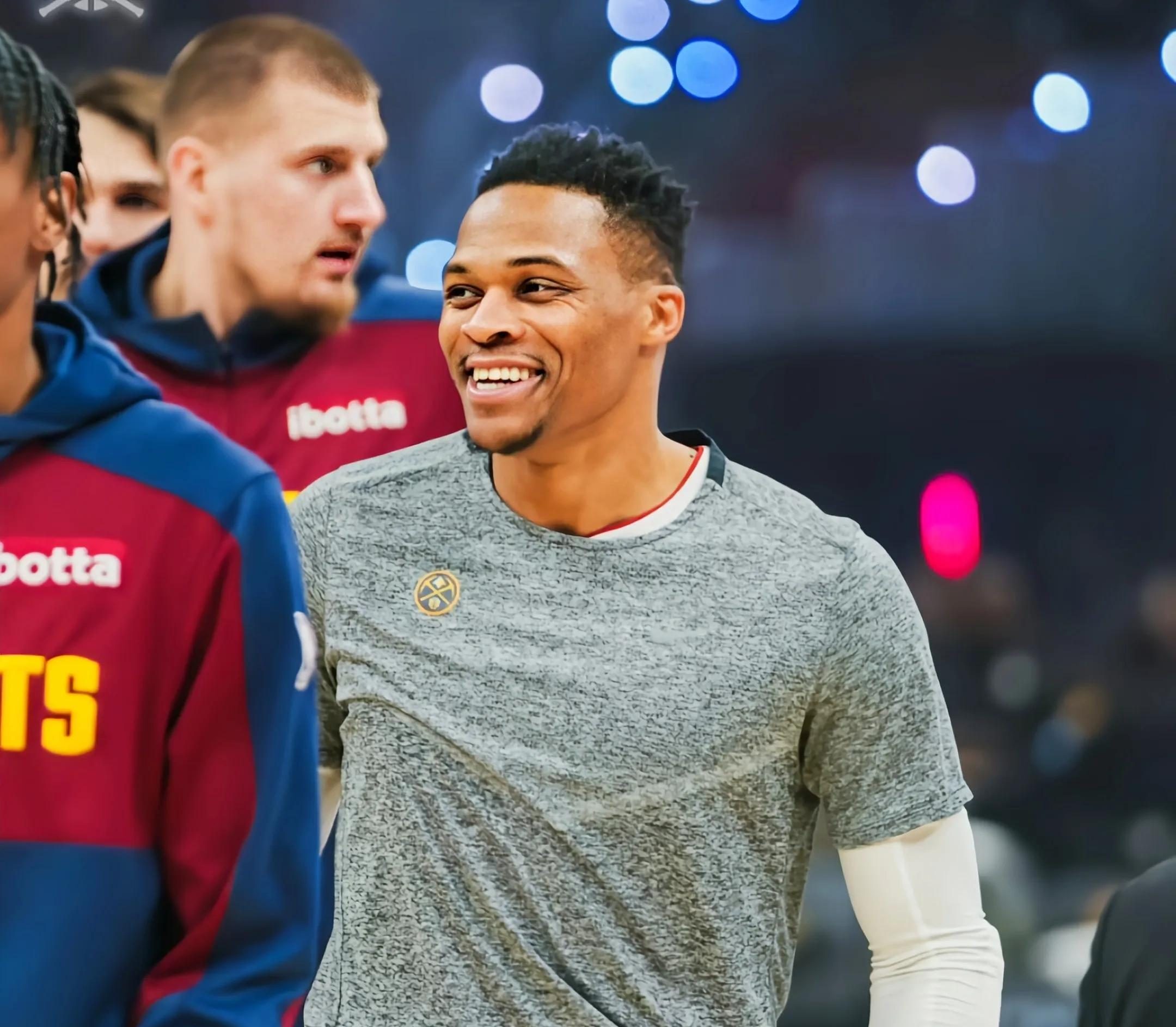 雄鹿大胜灰熊,取得六连胜 雄鹿大胜灰熊,取得六连胜