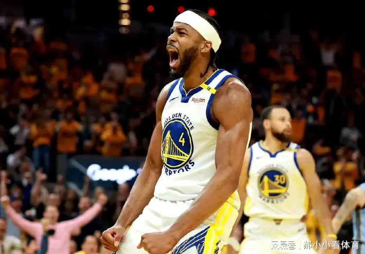 勇士大胜火箭,保持主场不败 勇士大胜火箭,保持主场不败