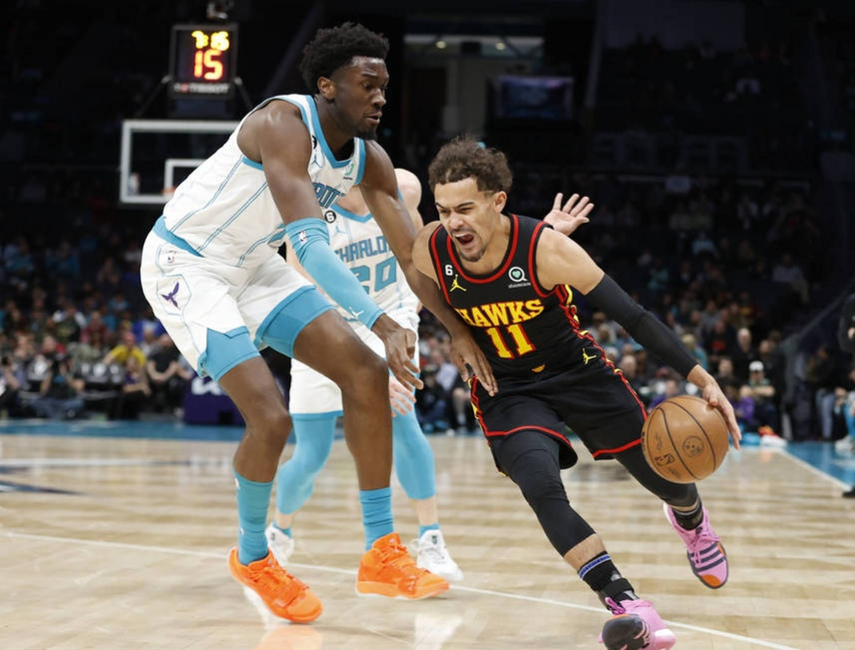 开云体育平台APP-老鹰客场险胜马刺，特雷杨42分6助攻的简单介绍