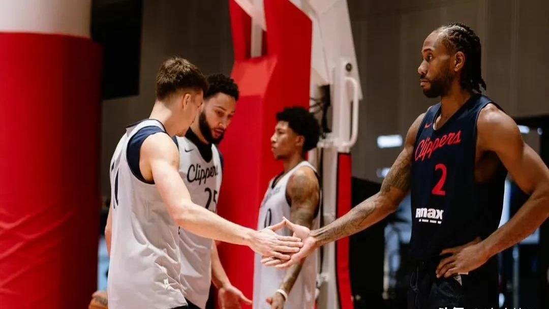 开云体育入口-德国男篮鏖战法国男篮，西蒙斯打破历史纪录的简单介绍