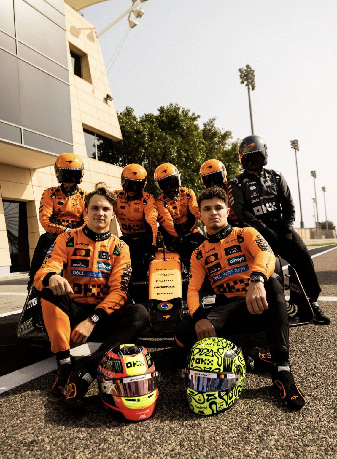 开云体育中国-迈凯伦翻盘红牛车队，汉密尔顿惊艳四座