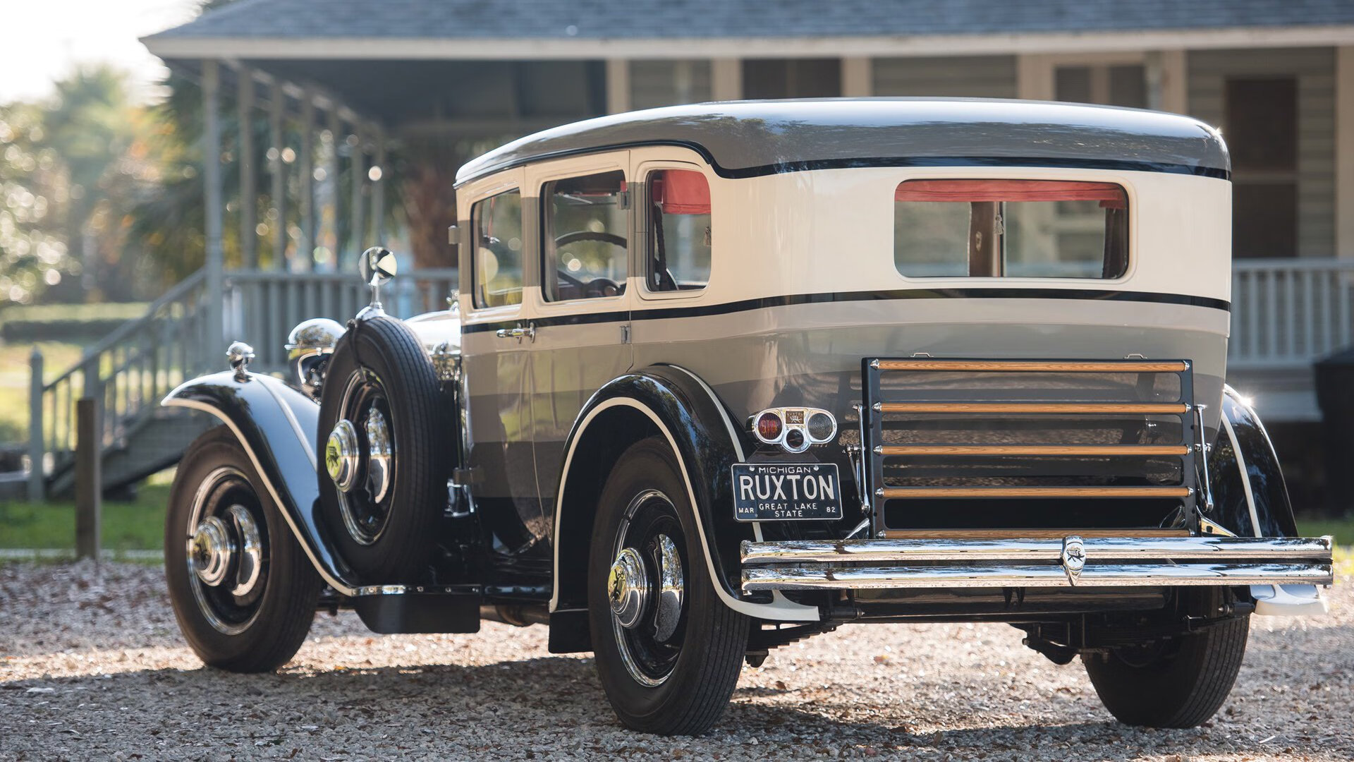 开云体育中国-伊布天神下凡破铁壁，拉齐奥链式防守绞杀南大王