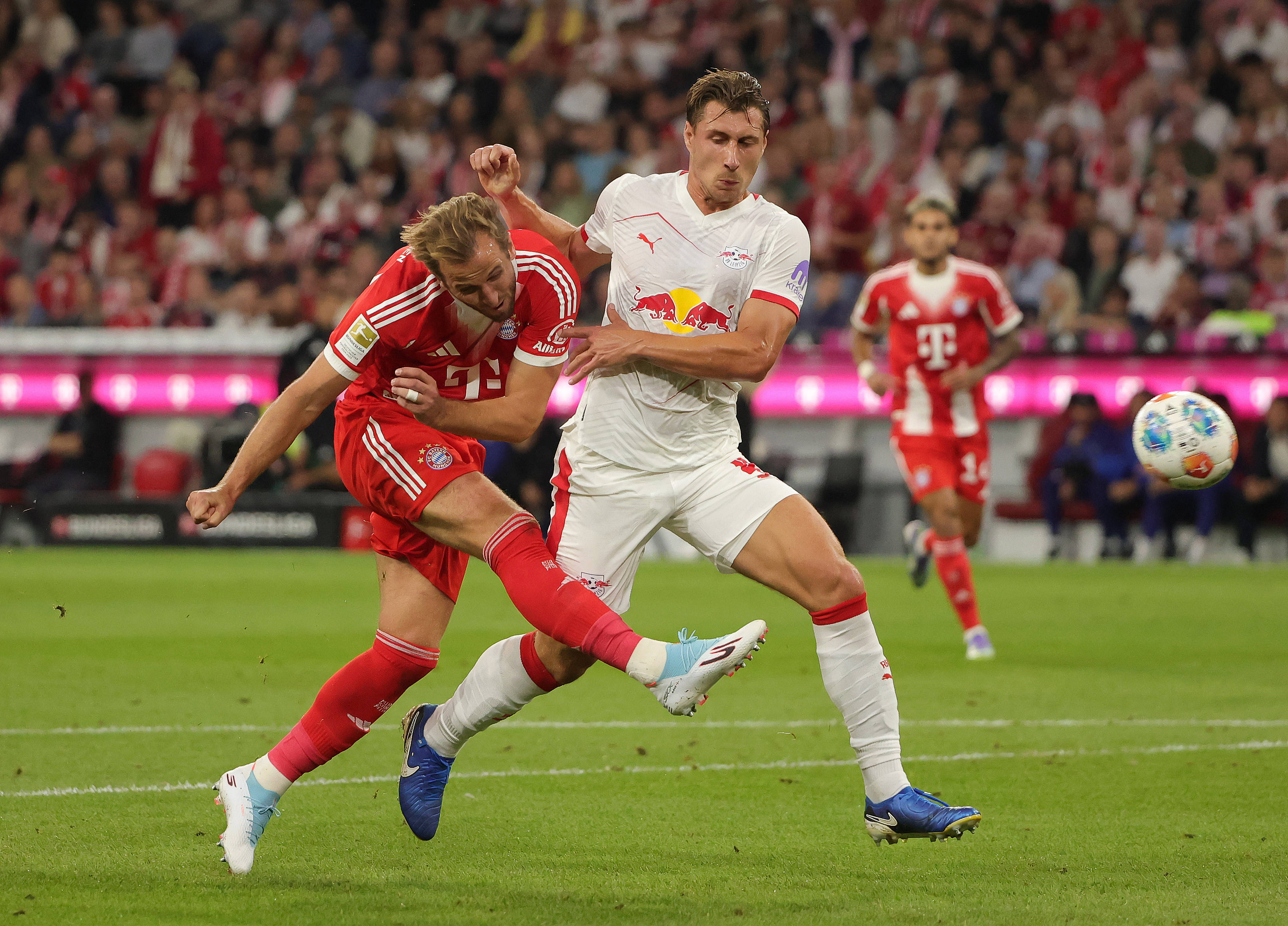 德甲争冠战之夜，帕尔默扛起全队