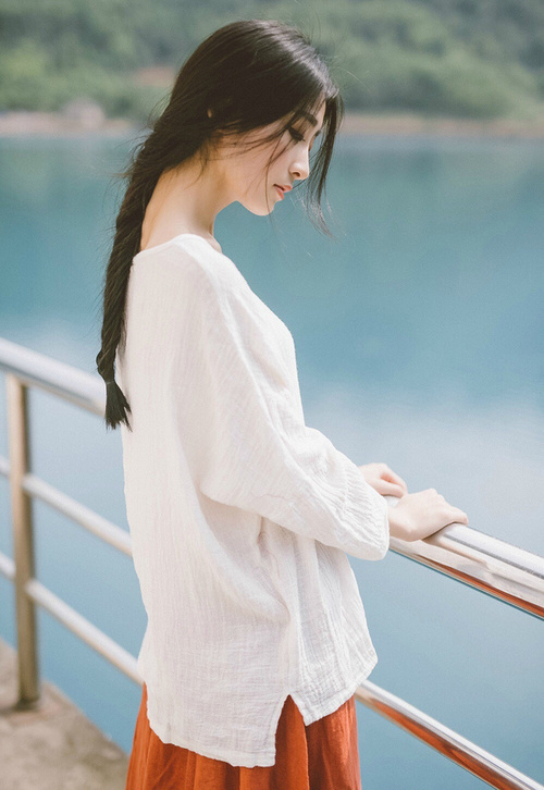 欧冠半决赛之夜，那个不抢镜的后卫，成了非典型英雄